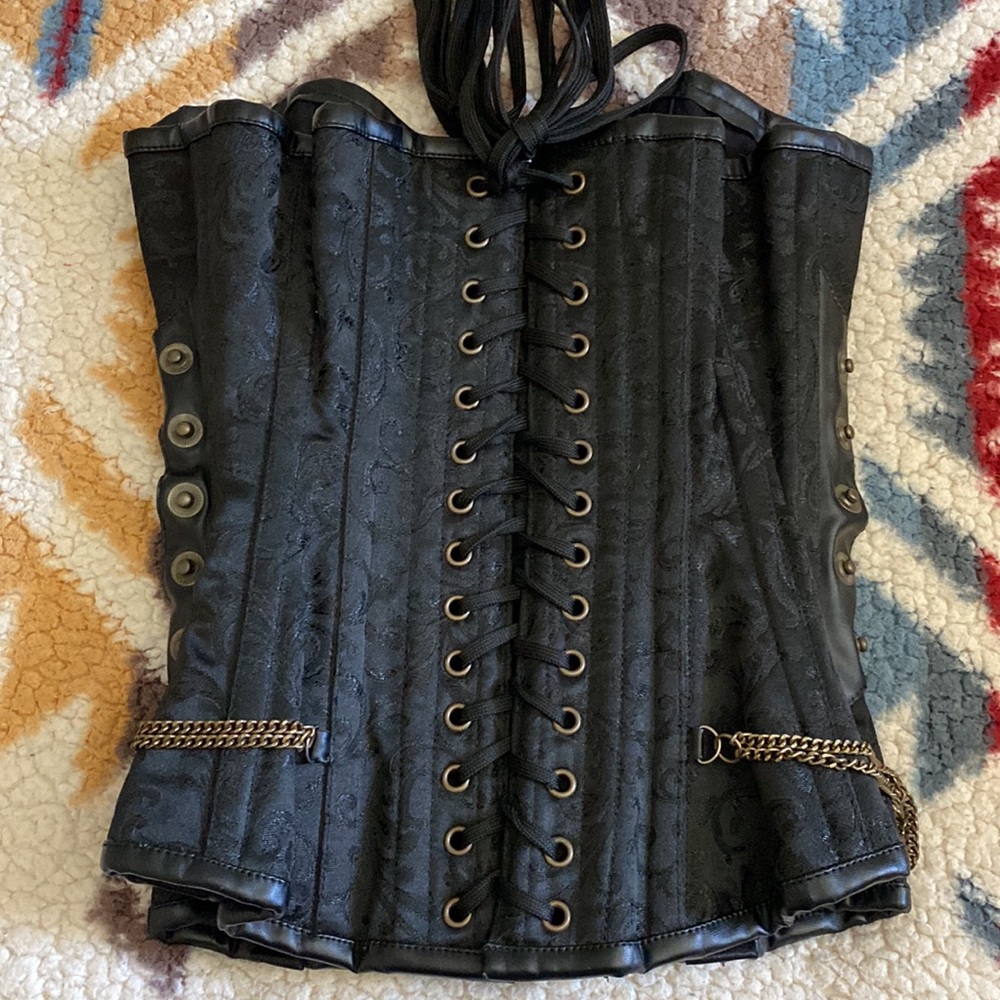 Black Gothic Corset with Buckle Details - Picture 2 of 9